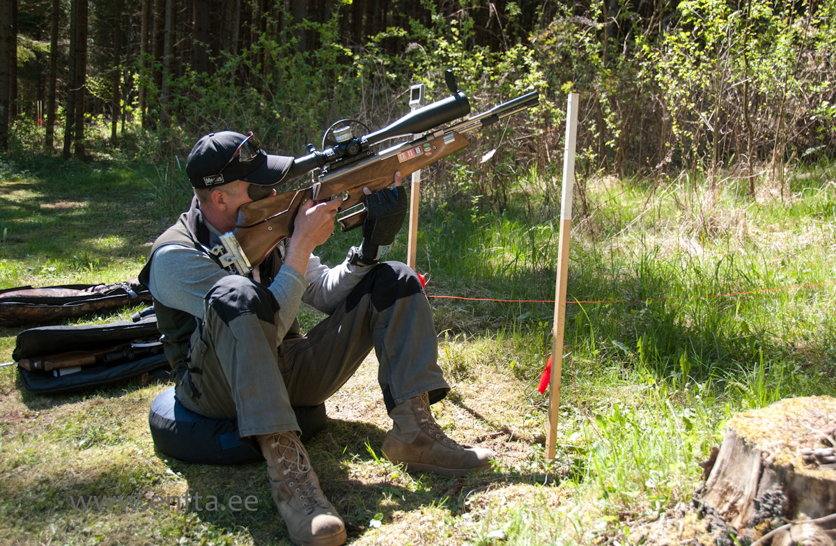 Meelis Kurvits, Weihrauch HW 97 K, Hawke SideWinder 8-32x56